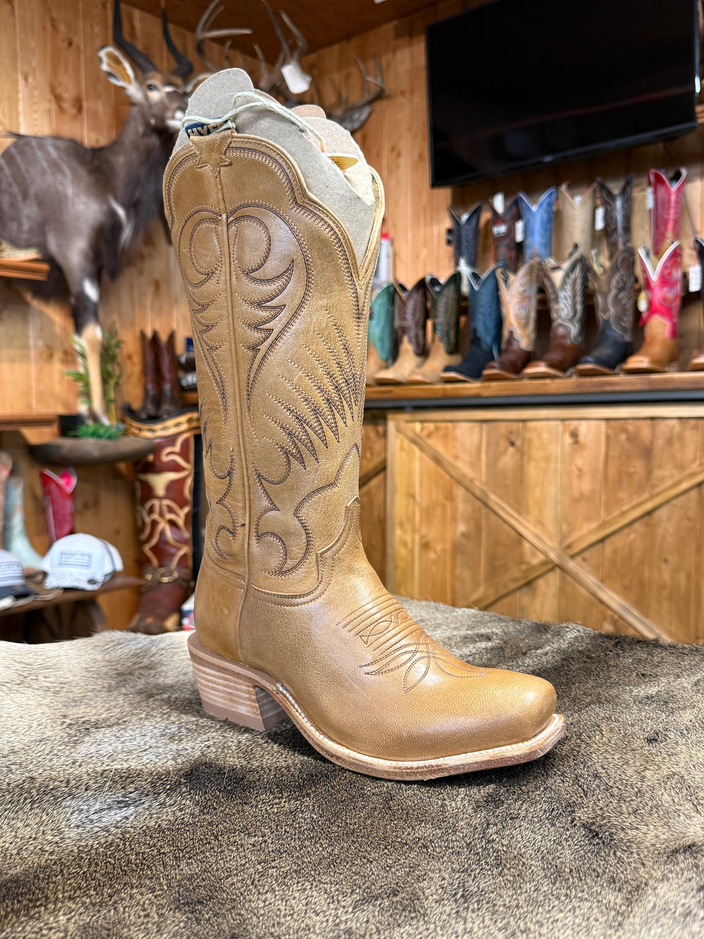 HW42008 - Hyer Leawood Tan Women's Cowboy Boots