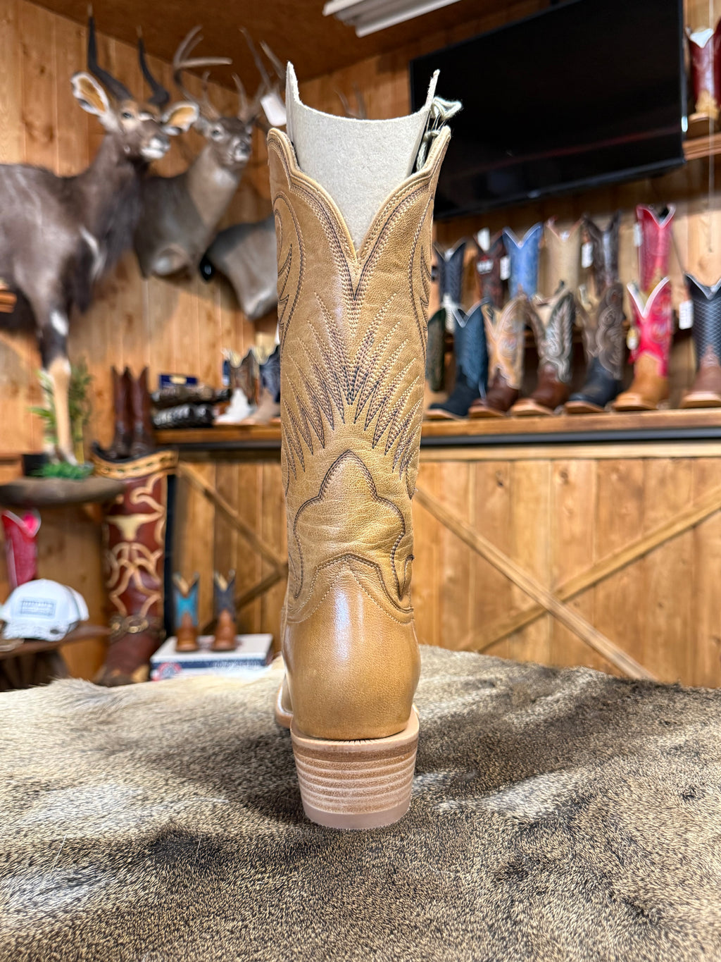 HW42008 - Hyer Leawood Tan Women's Cowboy Boots