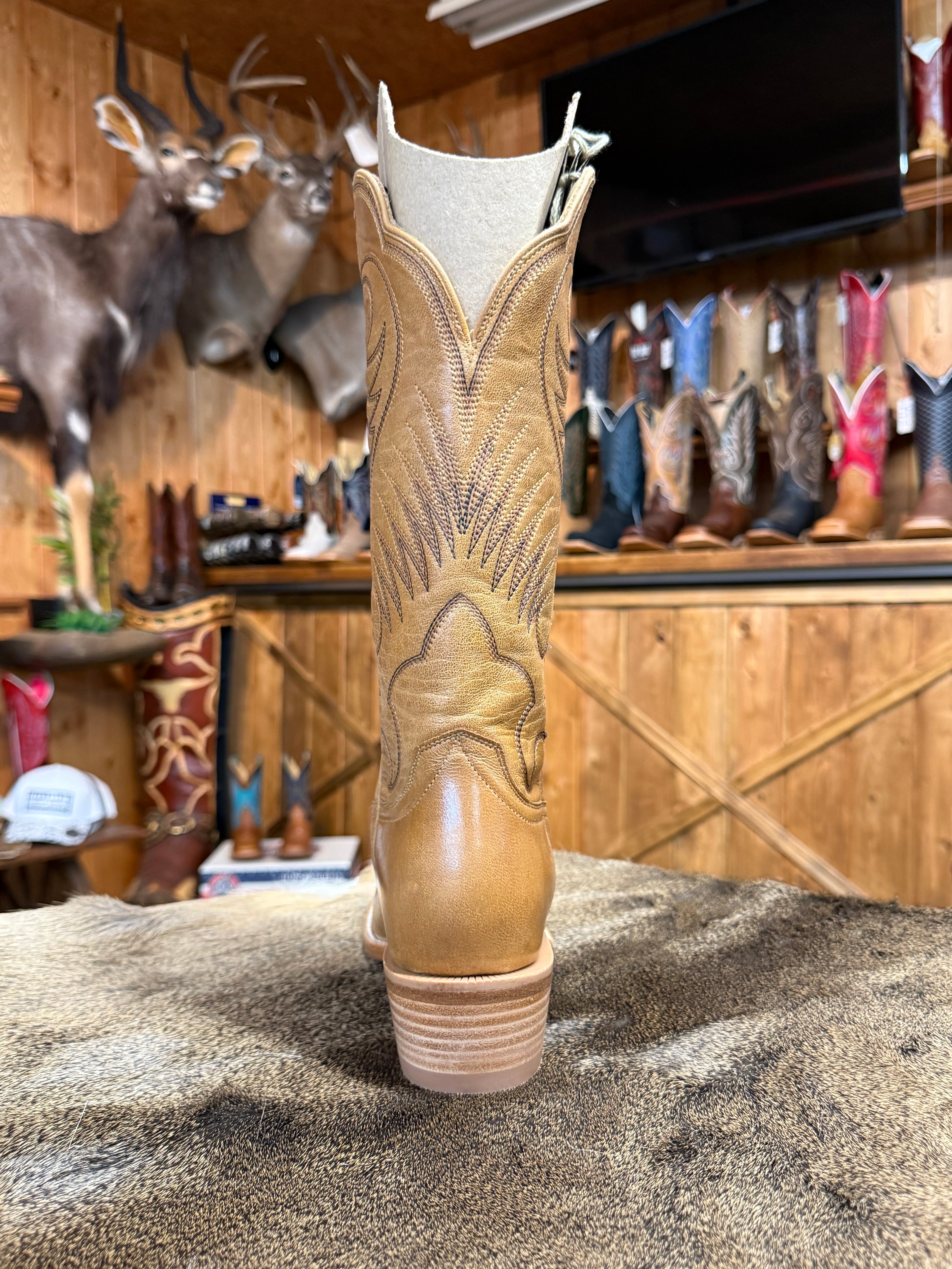 HW42008 - Hyer Leawood Tan Women's Cowboy Boots